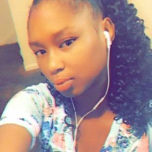 Meet your Posher, Annie